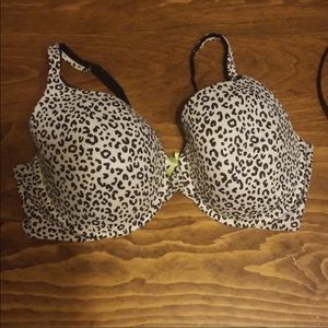 Victoria's Secret Perfect Coverage Bra Size 40D